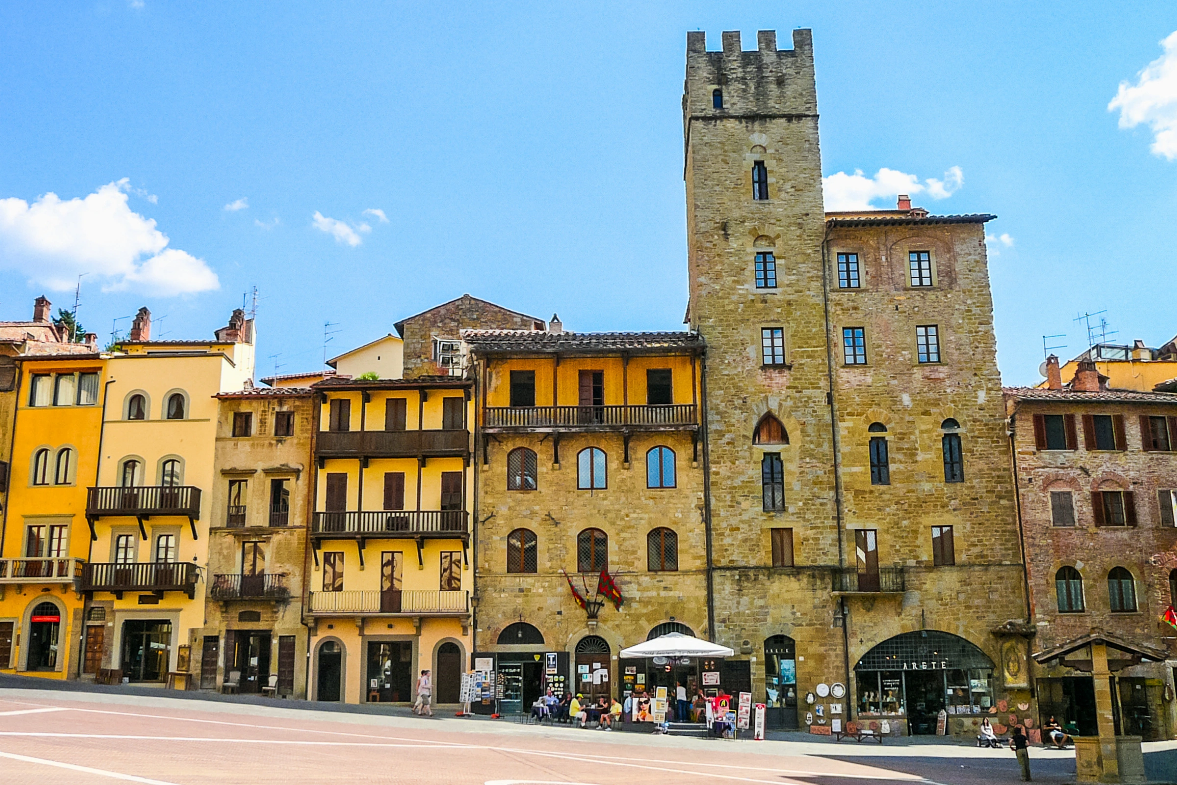 Arezzo[1].webp